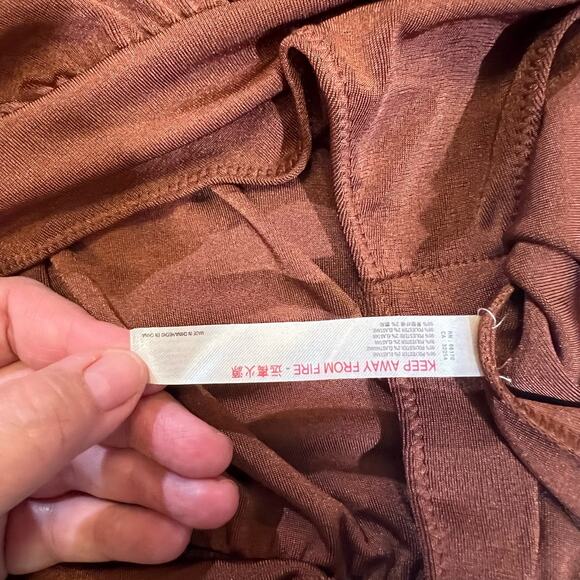 Intimately Free People NWT Kaya Keyhole Long Sleeve Bodysuit size M Mesa Brown - Picture 7 of 13